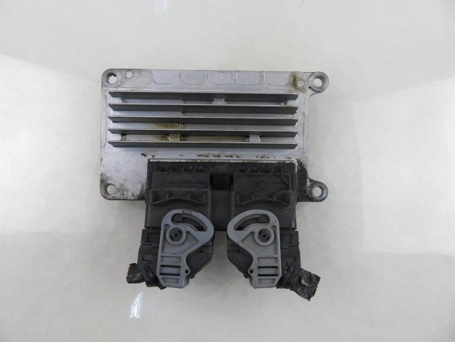 Sterownik Renault Clio II 1.2 16v 75 - D4f 712