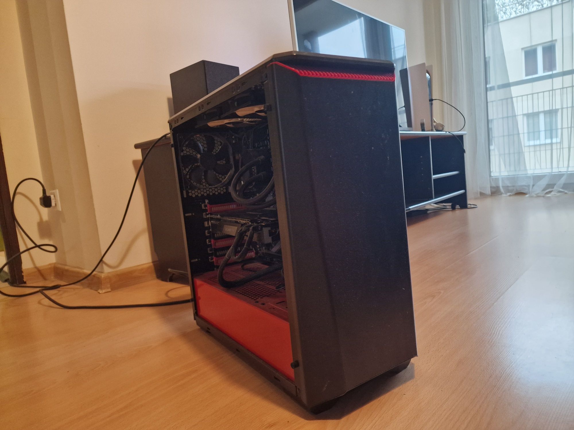 Komputer i7-8700k, RTX 2070, 32GB ram DDR4, Bez Systemu