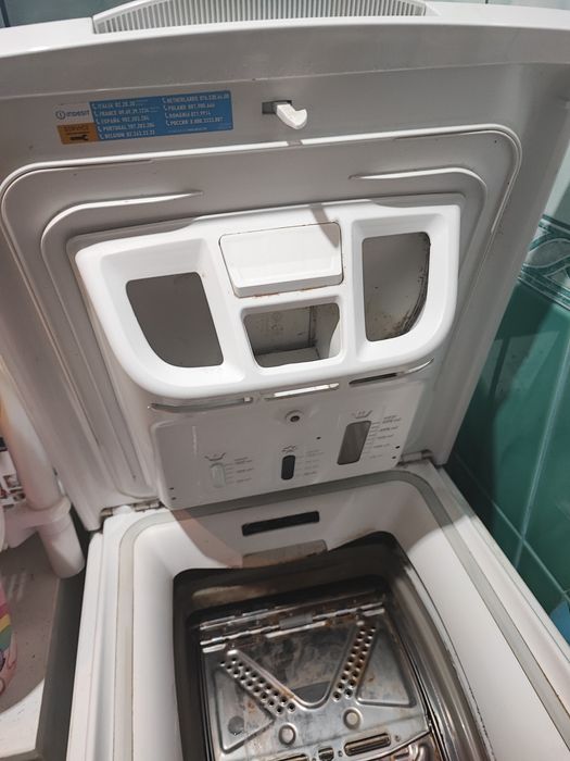 Sprzedam pralkę Indesit