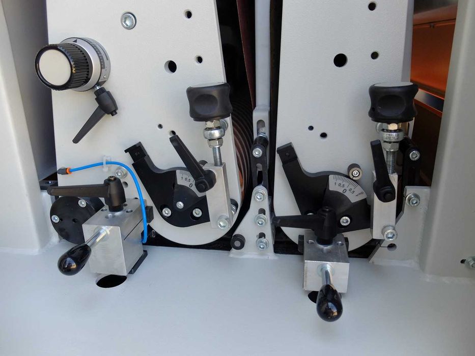 Szlifierka szerokotaśmowa Unitek 970 pneumatic