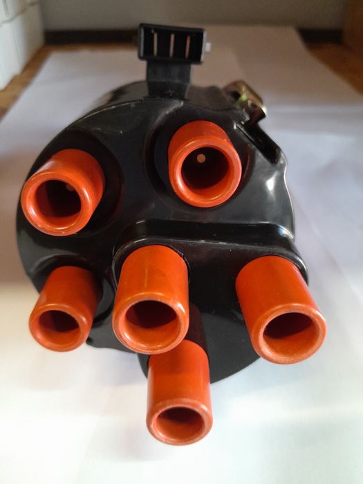 Трамблер без вакуума в сборе 5 цилиндров Audi 100 2.3 AAR