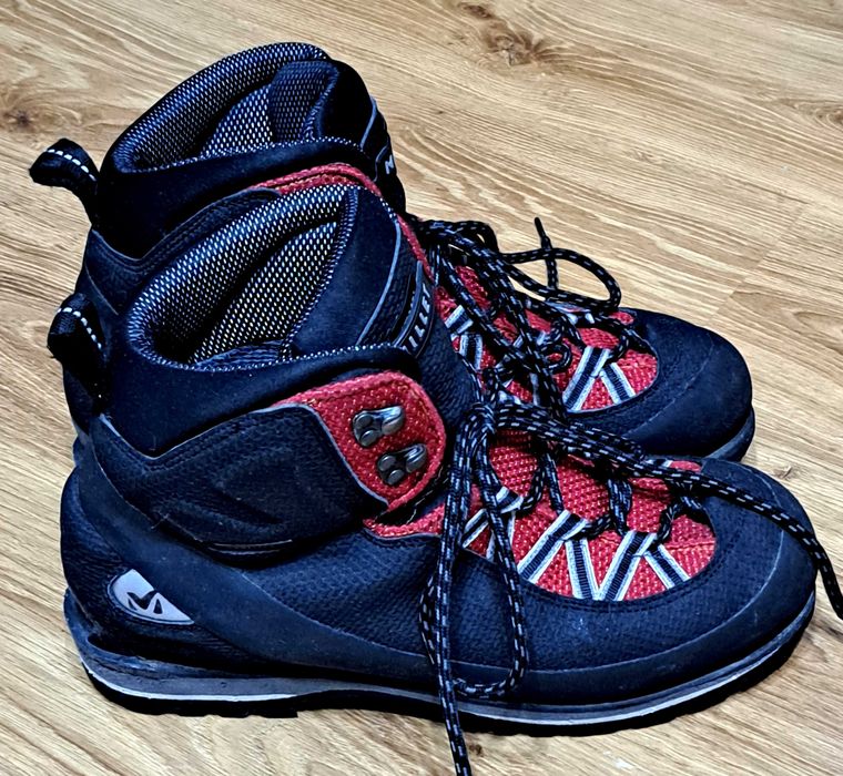 Черевики,ботинки,кросовки трекінгові Meindl,Millet,Scarpa..