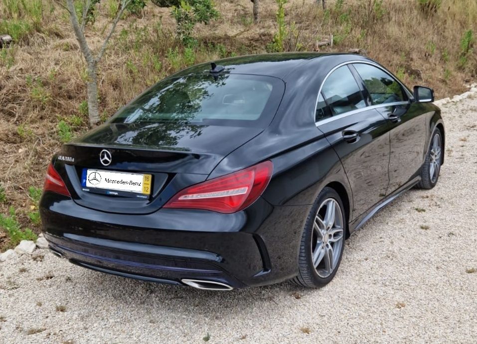 Mercedes-Benz CL200d AMG Line automático