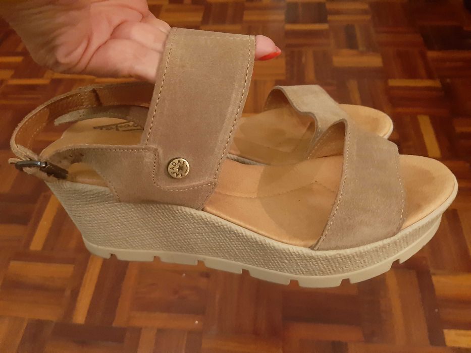 Sandálias novas n° 40 e 41, vários pares