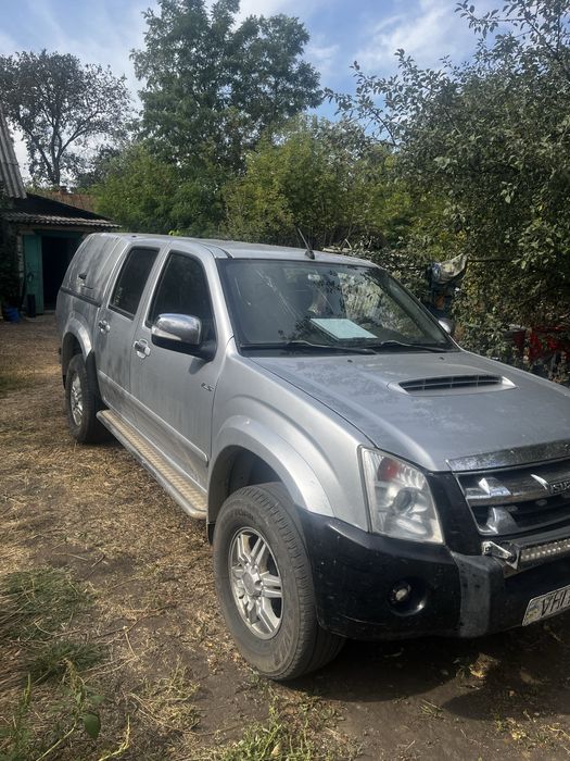Isuzu D-Max 3.0 для військових за детальною інформацією звертайтесь