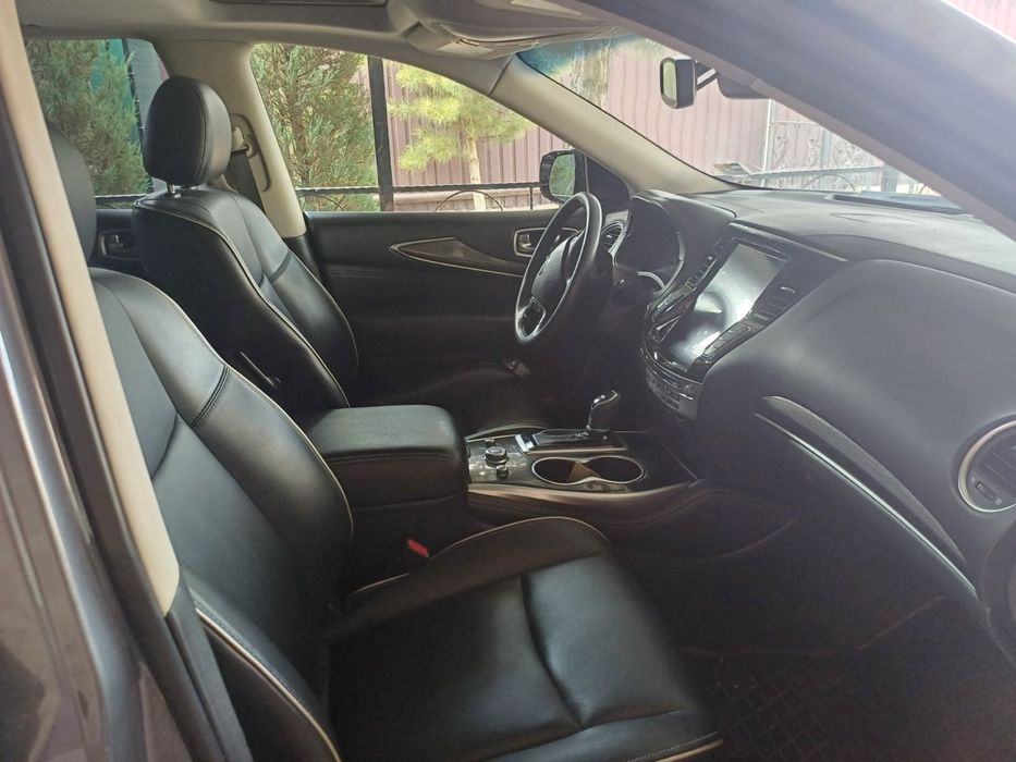 Продам Infiniti QX60