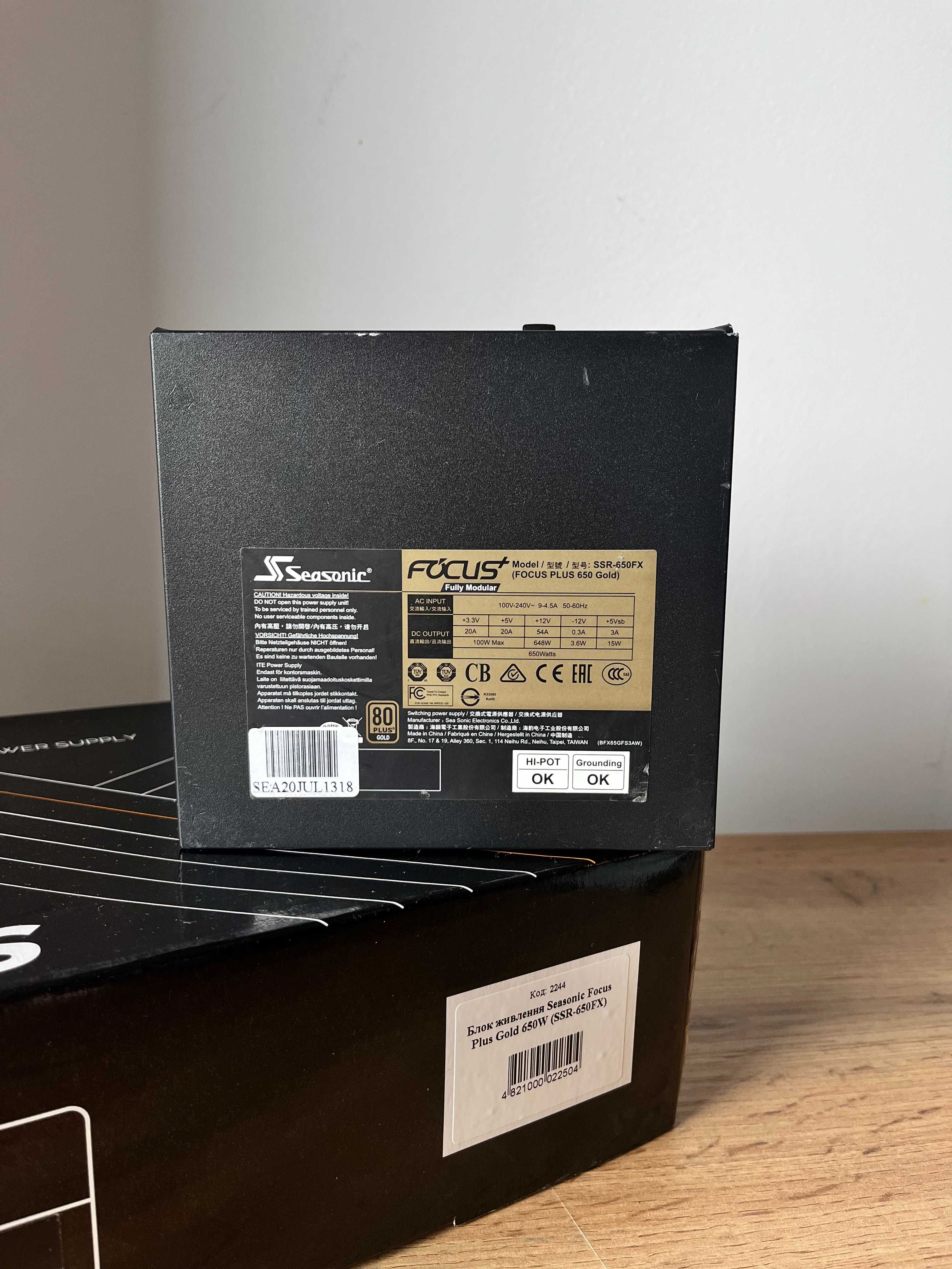 Блок живлення Seasonic Focus Plus Gold 650W (SSR-650FX)