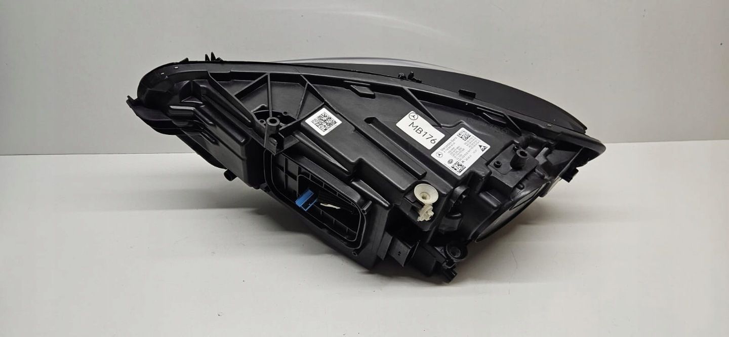 MERCEDES CLA 118 MULTIBRAM REFLEKTOR PRAWY LAMPA PRAWA W118