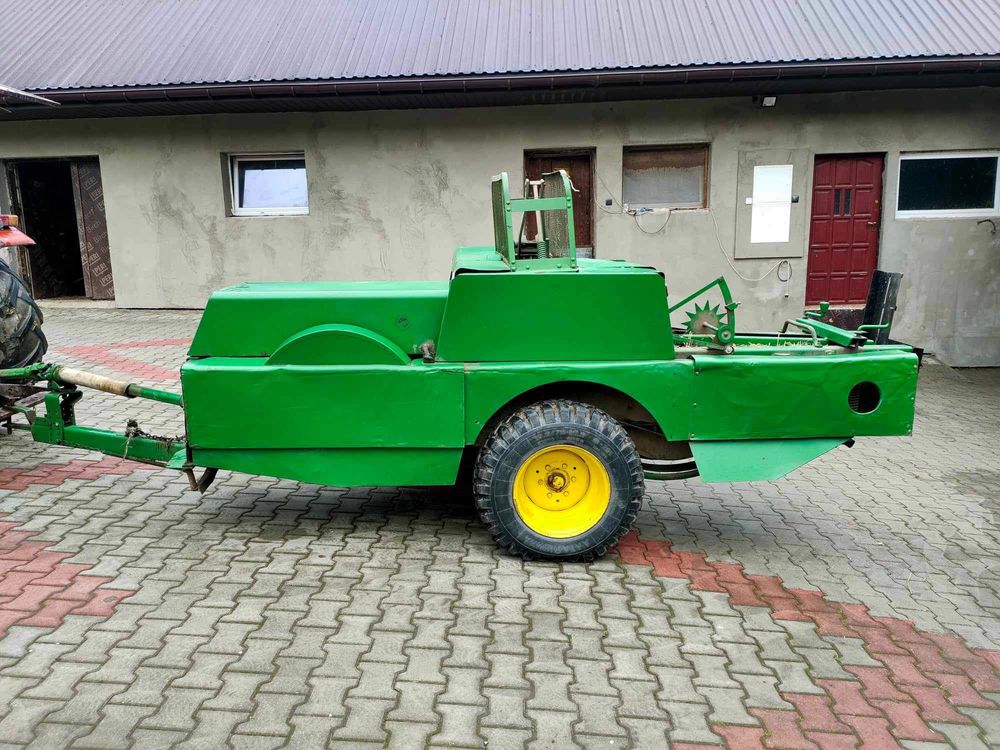 Prasa John deere 342