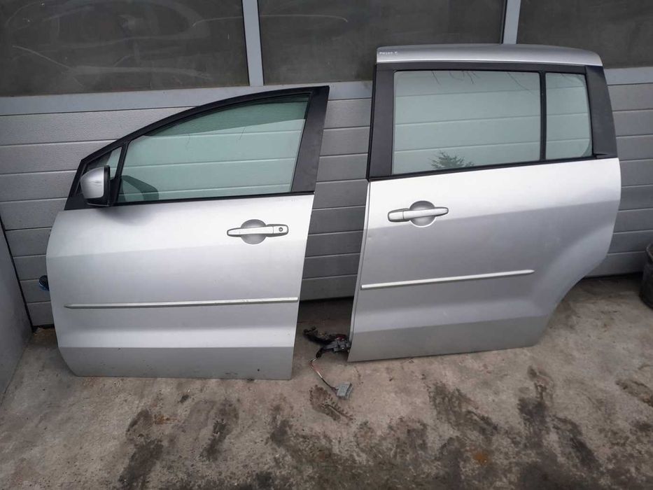 Mazda 5 - drzwi lewe kompletne 22V