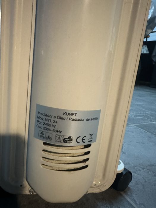 Aquecer a Óleo KunfT modelo NYL24