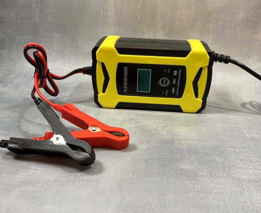 Імпульсний зарядний пристрій для автомобільного акумулятора 12V 6A