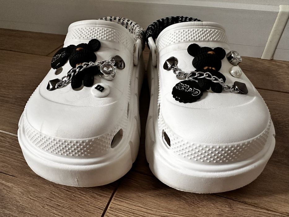 Продам жіночі крокси