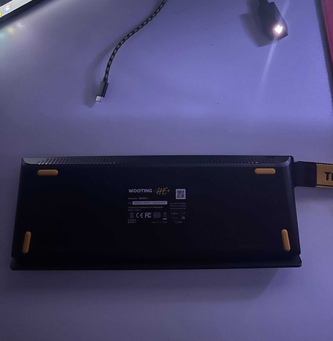 Игровая клавиатура WOOTING 60HE+ (как новая)