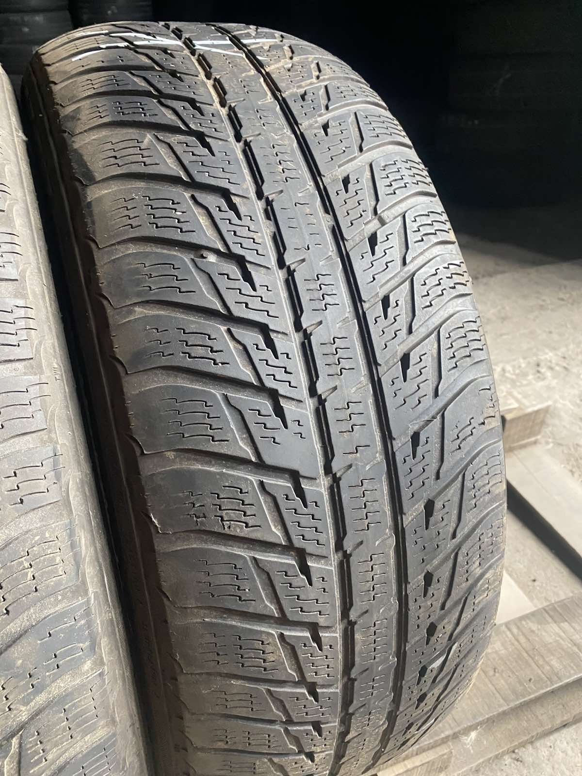 235.60.17 Nokian 2шт зима БУ склад шины резина из Европы 60 R17