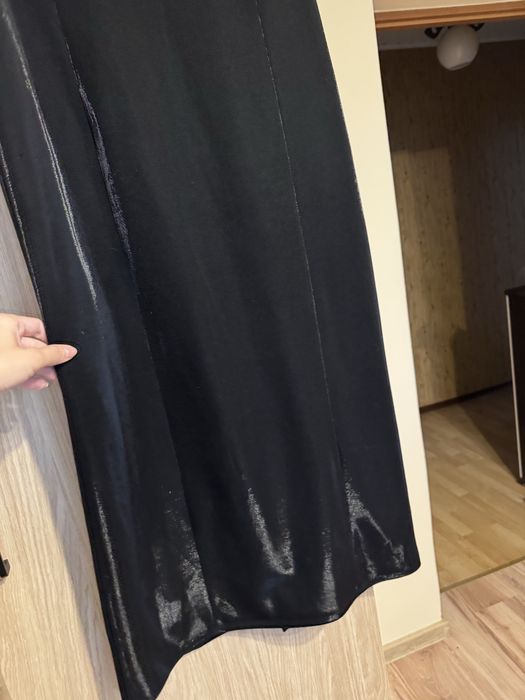 48 przepiękna sukienka mieniąca się błyszcząca czarna długa