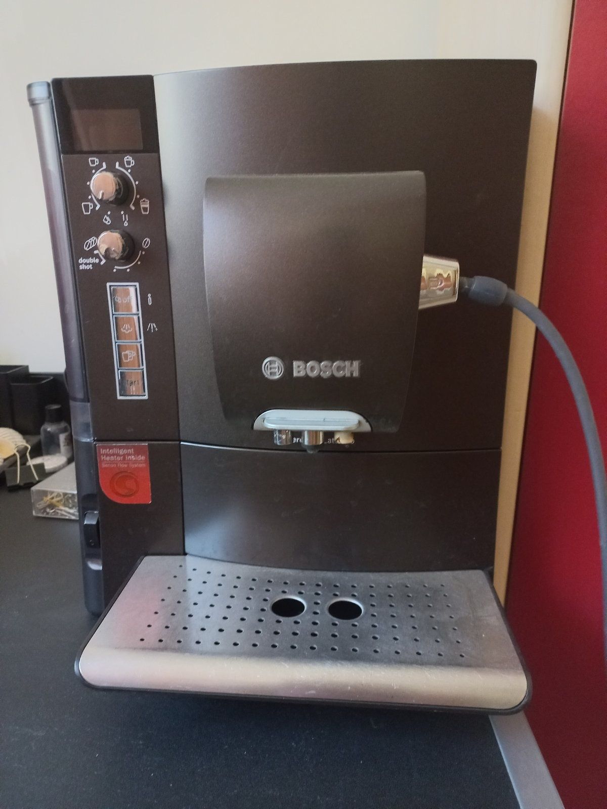 Продам кофемашину BOSCH