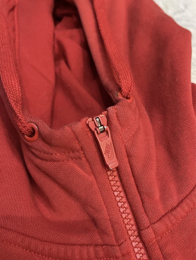 Кофта на замке nike