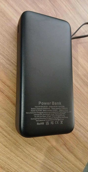 Powerbank 20000 mAh z wyświetlaczem LED i szybkim ładowaniem 22.5W