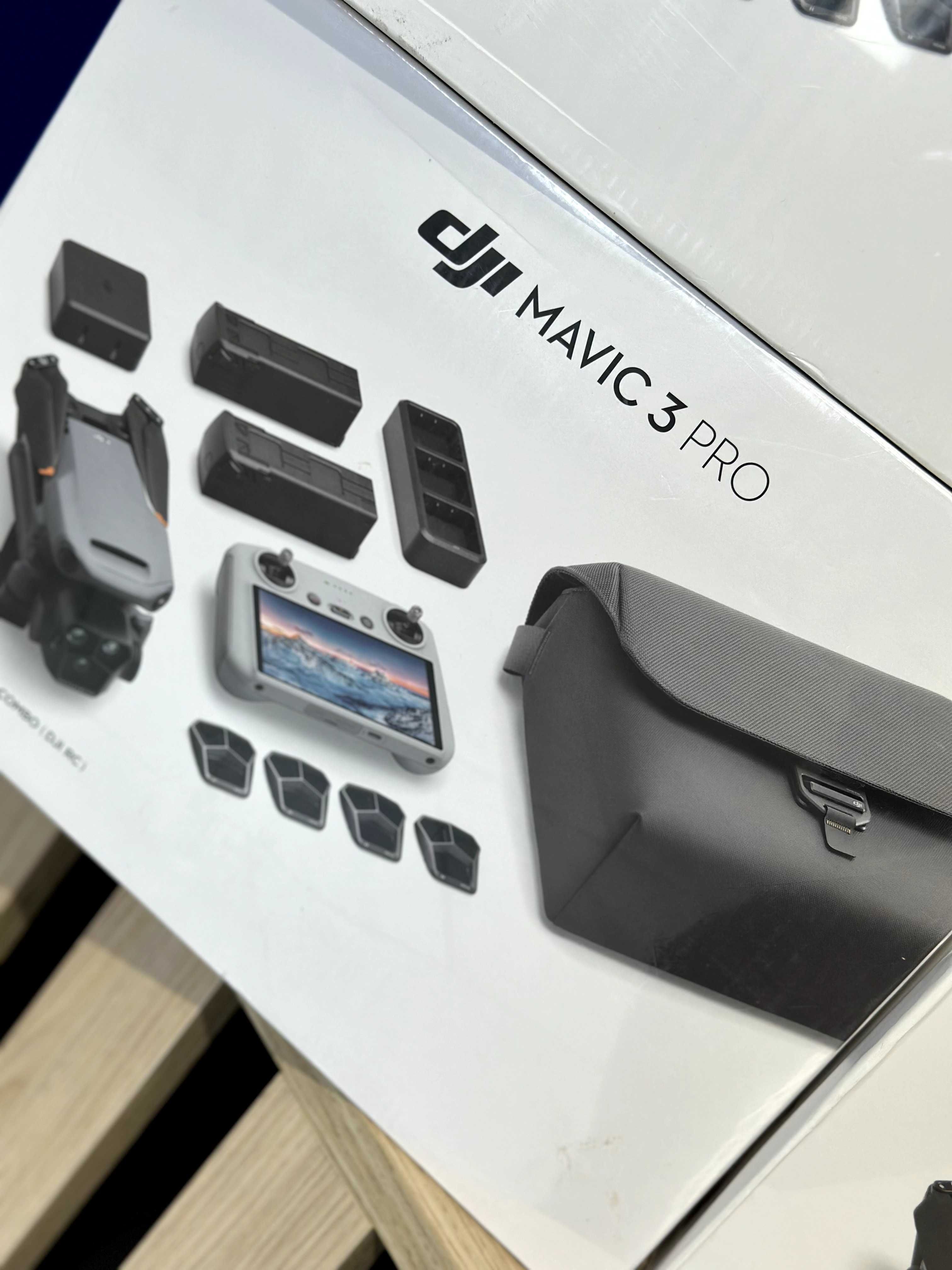 Квадрокоптер DJI Mavic 3 Pro Fly More Combo with DJI RC/дрон/знижка