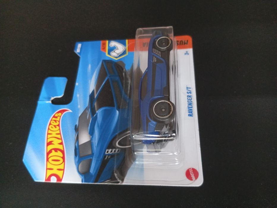 Hot Wheels Ravenger ST