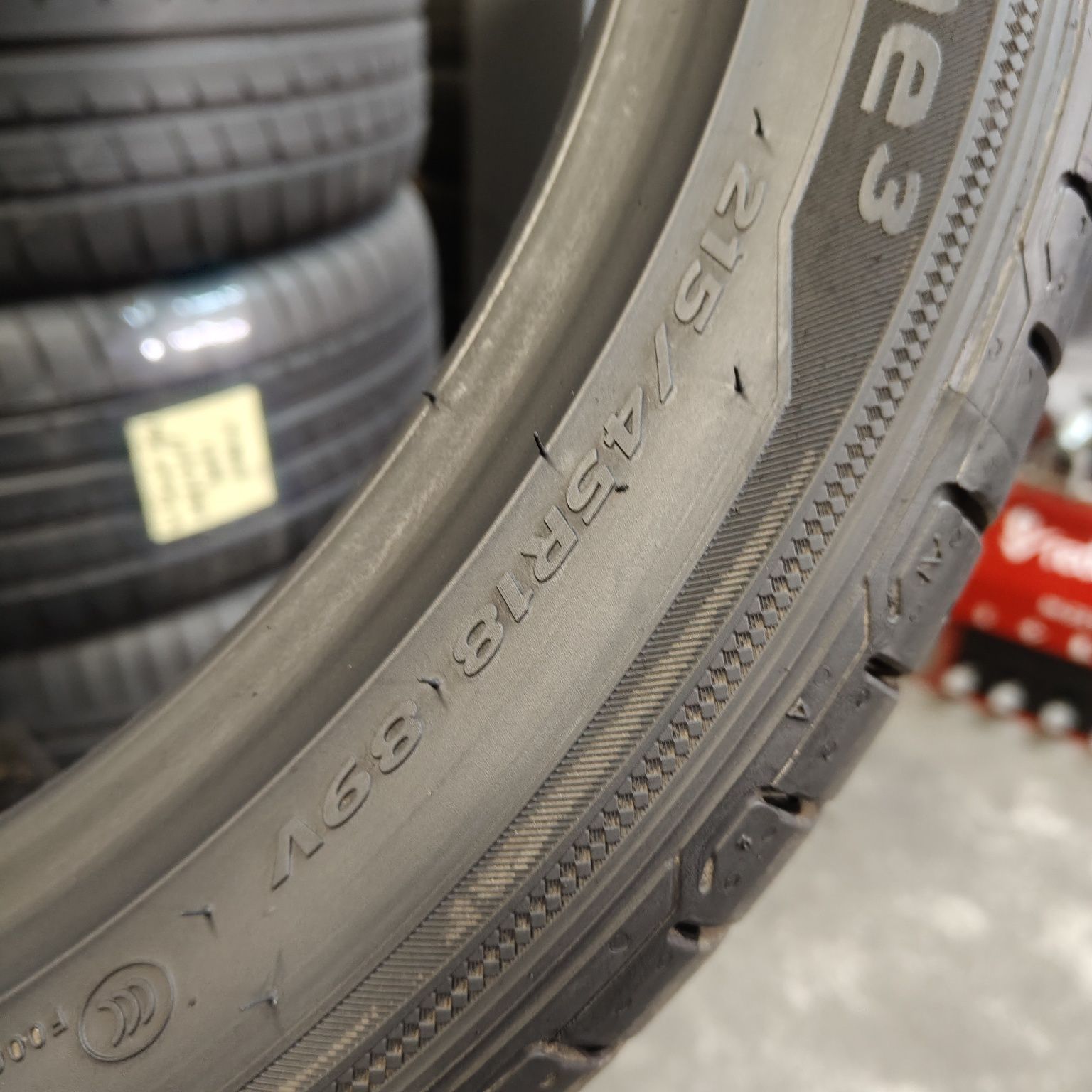 215/45/18 Sprzedam komplet opon letnich Hankook