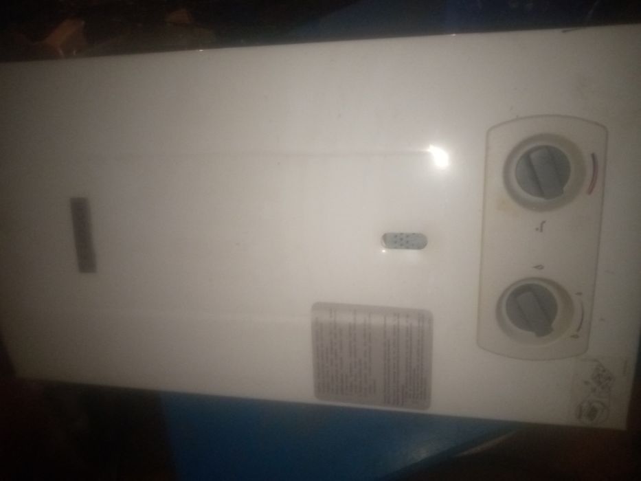 Продам газову колонку Bosch