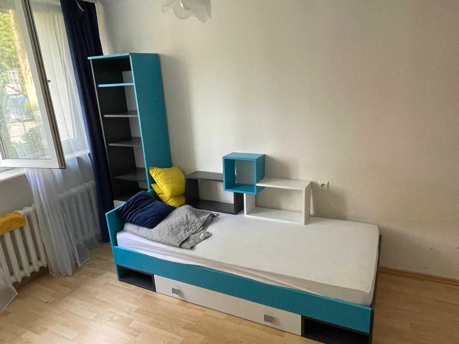 2 pokoje obok Biznes Quatro, UR, UE, PK, blisko centrum (Celarowska)