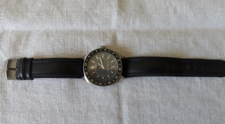Relógio Timex - Perpetual Calendar - Com caixa original!