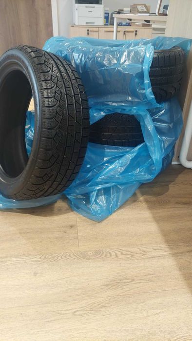 Opony Pirelli Sottozero Winter 240 serie 2 205/50/r17