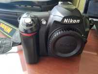 Máq. fotográfica Nikon D50 (corpo) + acessórios (está a funcionar)