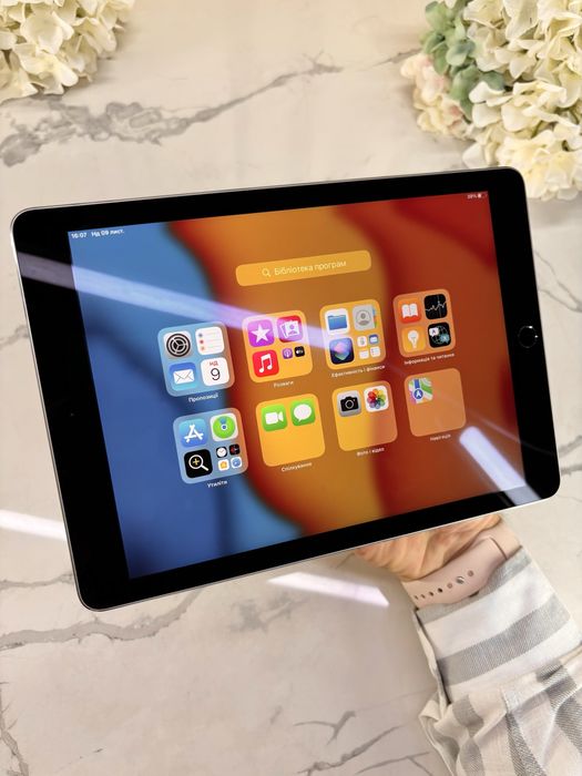 Майже Новий!! iPad Air-2 99%АКБ 64GB Neverlock (Магазин Гарантія)