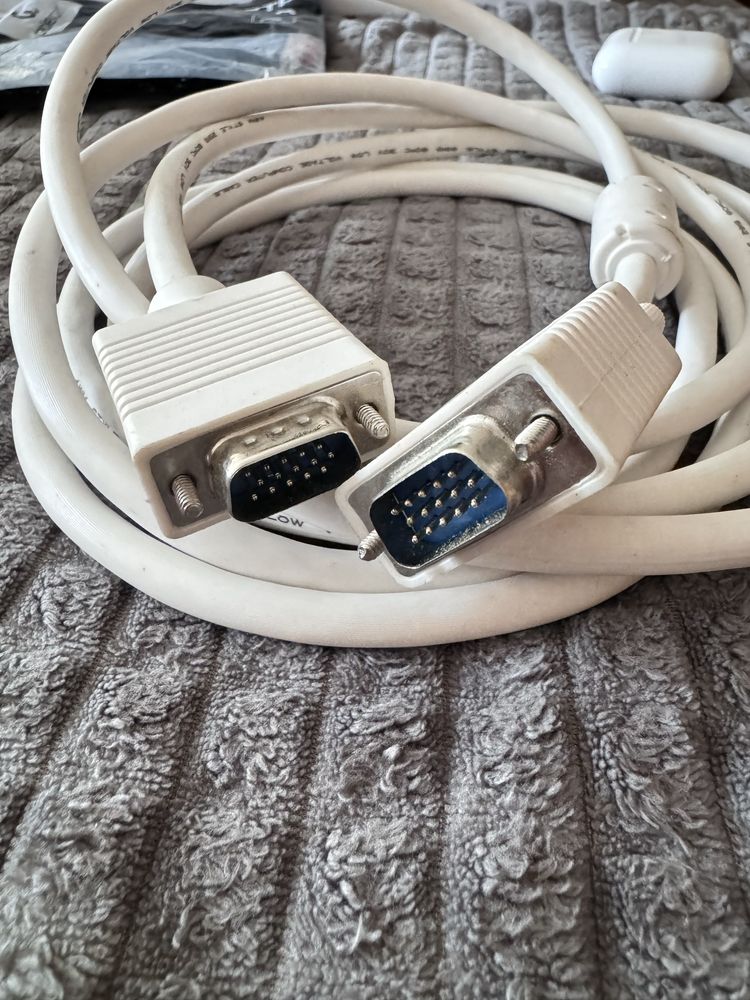 VGA кабель 3 метри