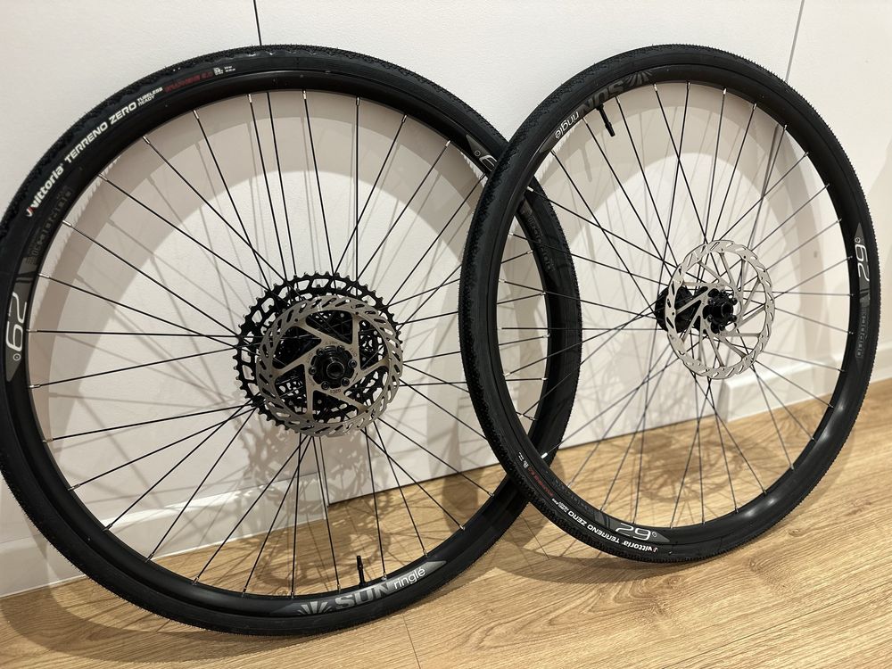 Koła do roweru MTB Sunringle Duroc30 29 Tubless ready