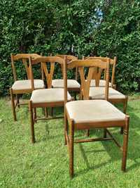 Drewniane krzesła tapicerowane 6sz