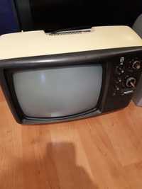 Televisão vintage a funcionar.  Vendo ou troco