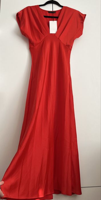 Плаття атласне червоне Zara xs