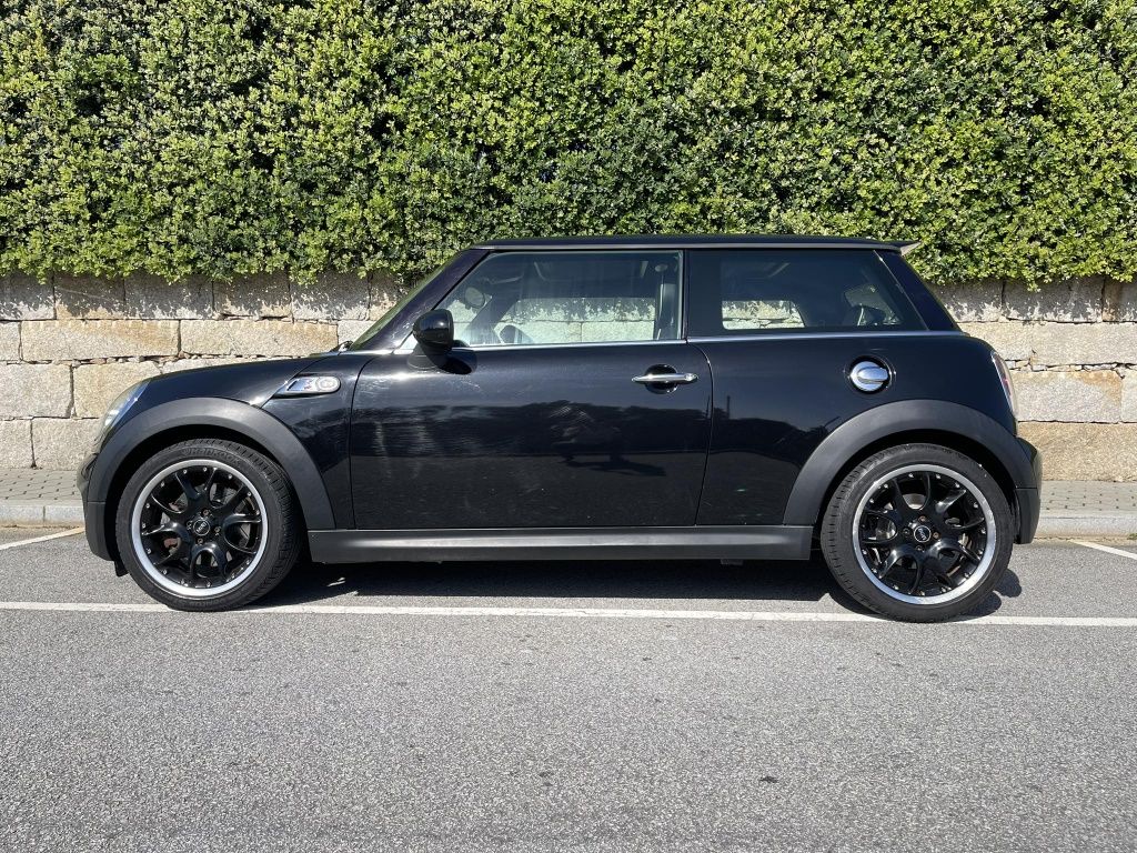 Mini Cooper S 1.6 Turbo R56 - Troca ou Retoma de Mota ou Carro