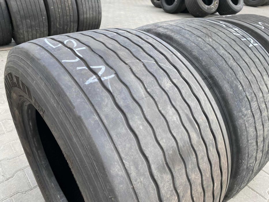 445/45R19.5 Opony GOODRIDE AT556 Naczepa MEGA at 556