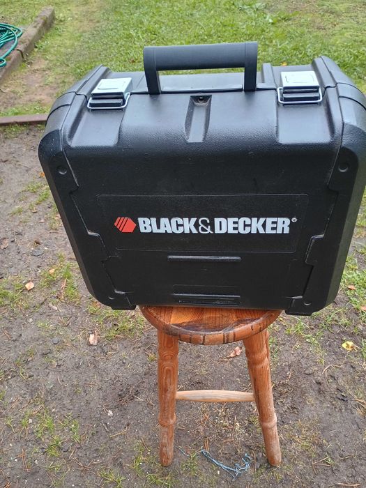 Frezarka Górnowrzecionowa BLACK&DECKER KW 1600 E
