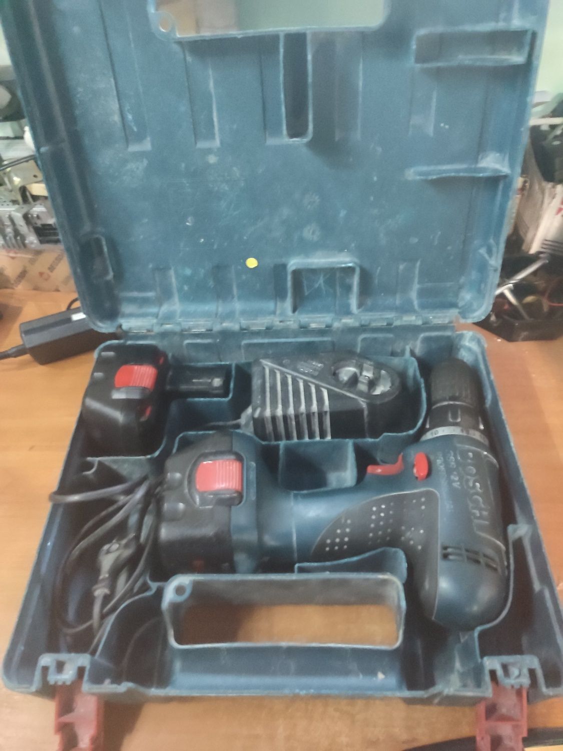 Шуруповерт Bosch gsr 12v professional