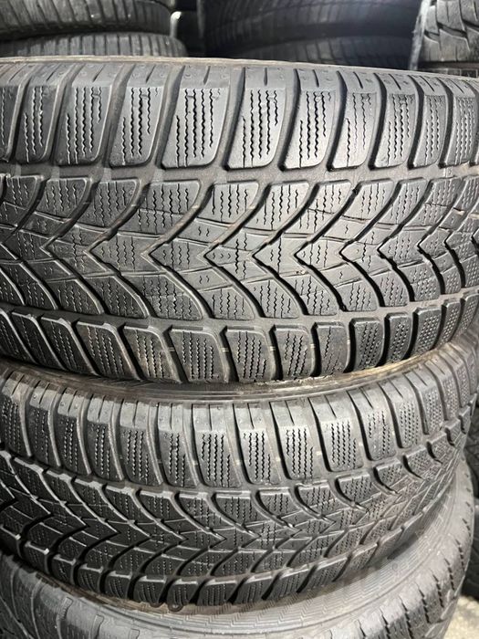 Dunlop 205/55/16 пара зимних шин