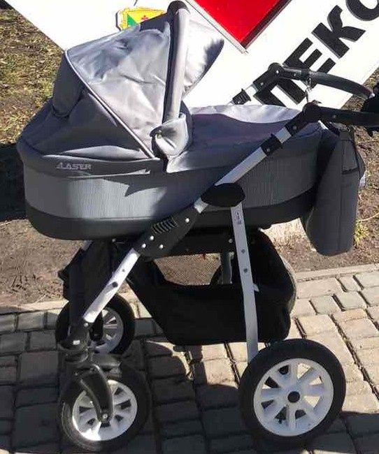 Продам дитячу коляску б/у,недорого