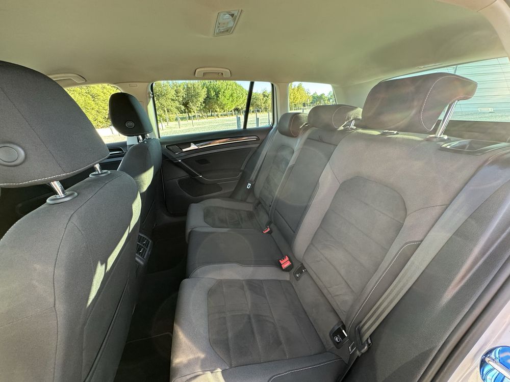 VW GOLF TDI RLINE
