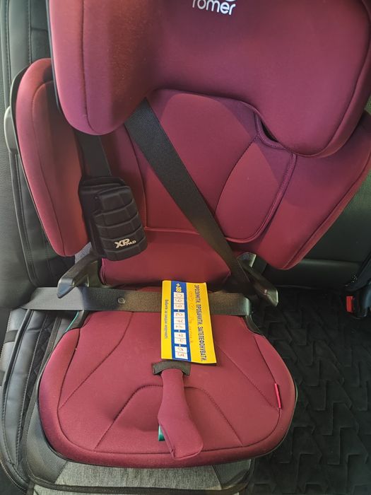 Автокрісло Britax Römer KIDFIX i-SIZE