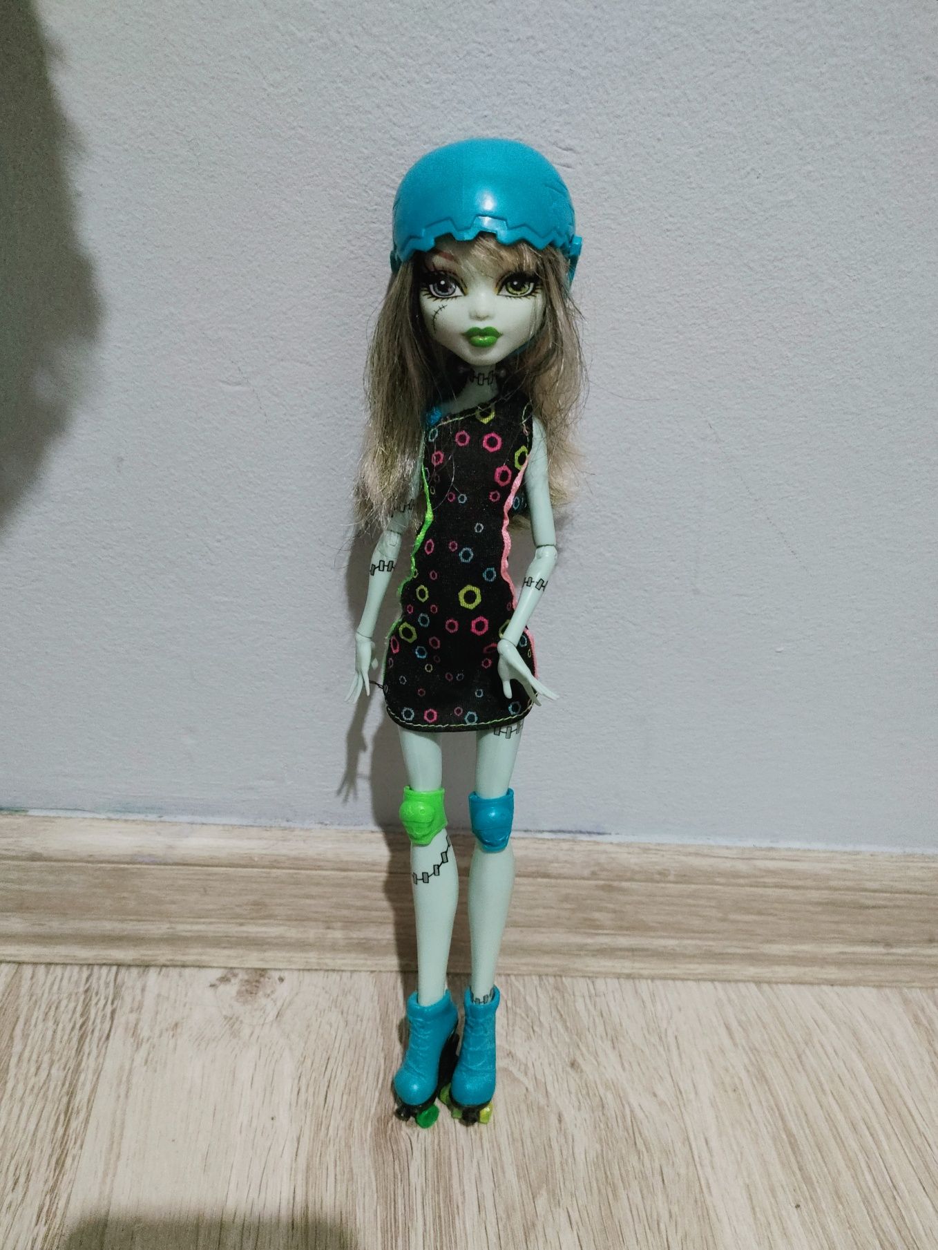 Lalka monster high Frankie Stein