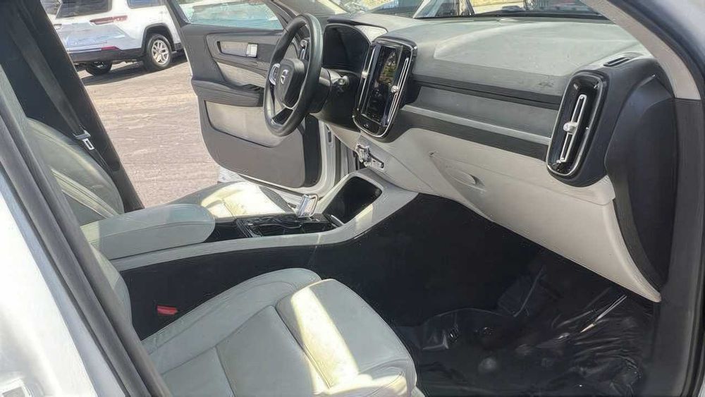 Volvo XC40 T4 Inscription      2022