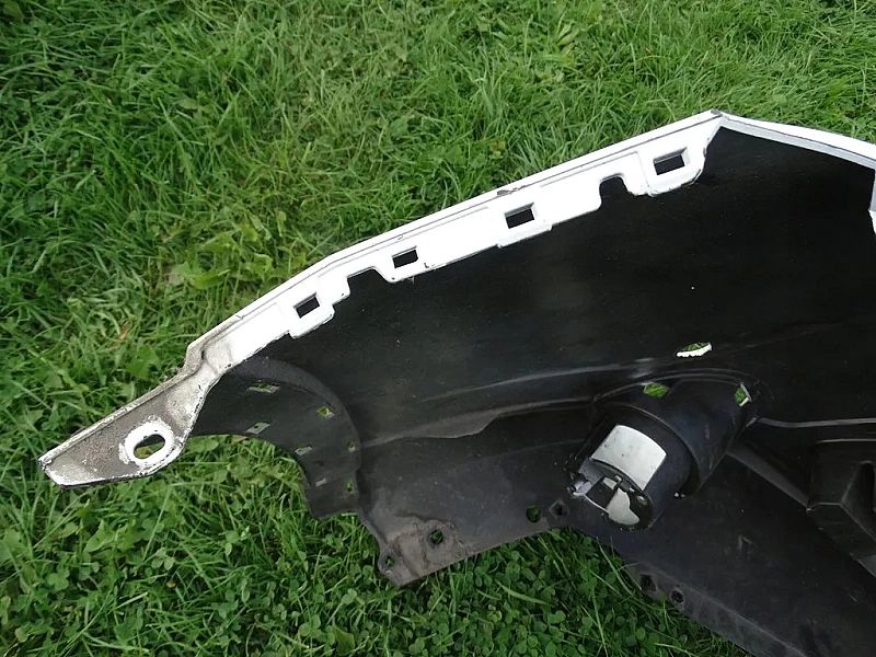 Zderzak przedni Nissan Qashqai II PDC