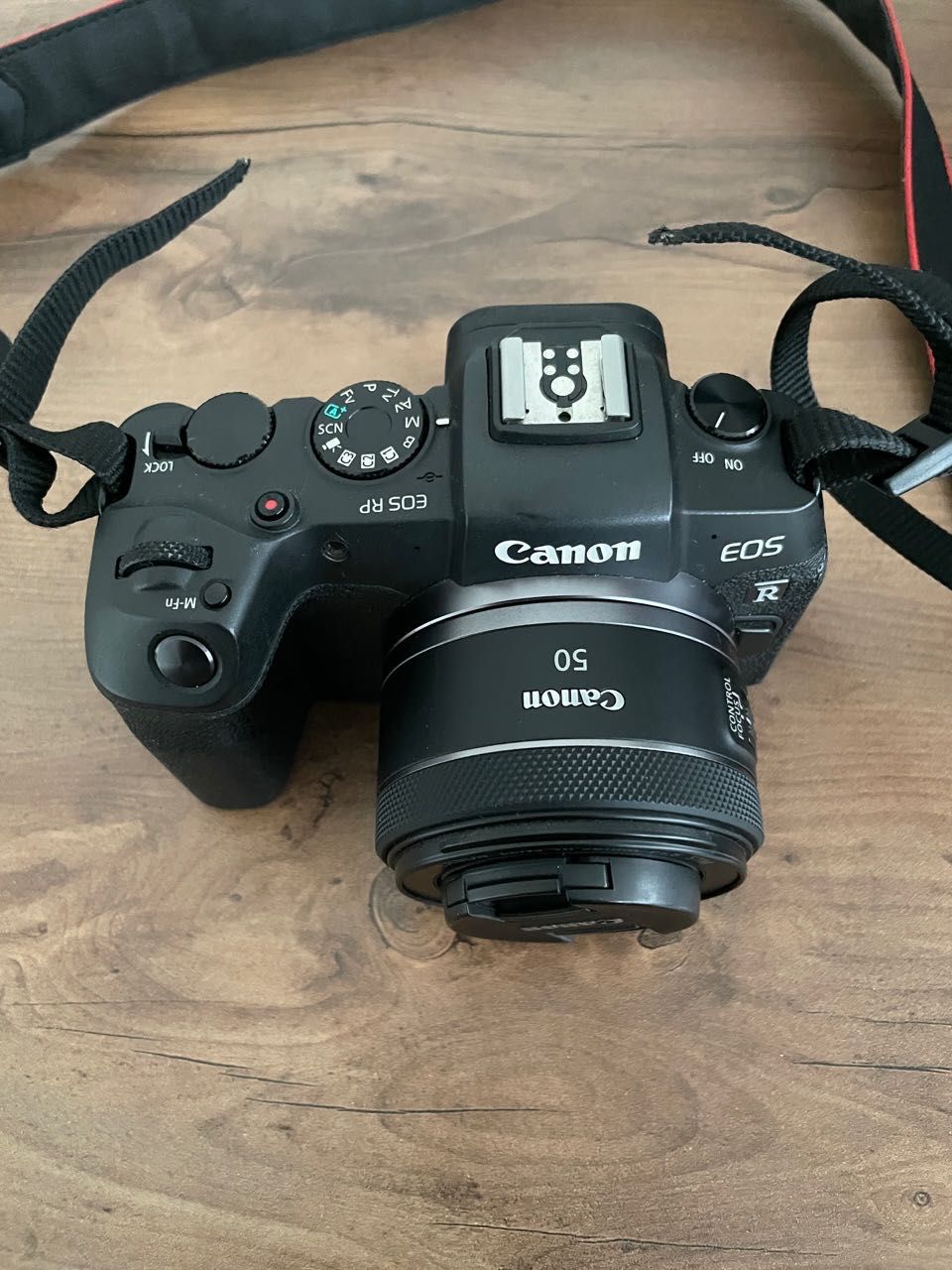 Canon EOS RP (Corpo) – Mirrorless Full-Frame em Excelente Estado