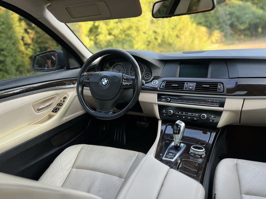 BMW 528i F10 автомат  БМВ